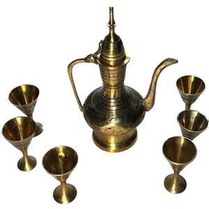 Vintage India Etched Brass Dallah Aftaba 7 Pc Tea Set Lamp Pitcher & Goblet Cups